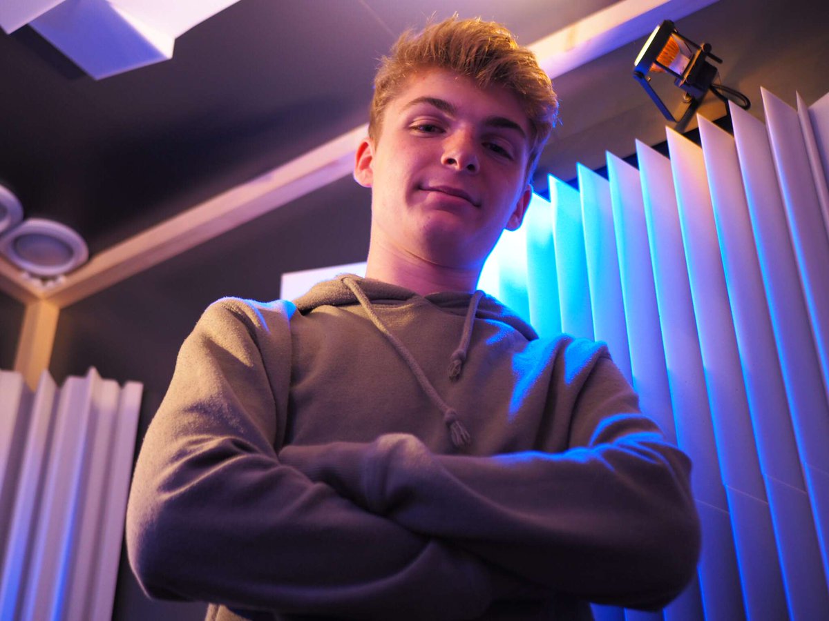NevadixMusic's tweet photo. Stay happy, stay focused on your goals, believe in your dreams
📸 : @elise_rbld https://t.co/EbG5UMkyCD
