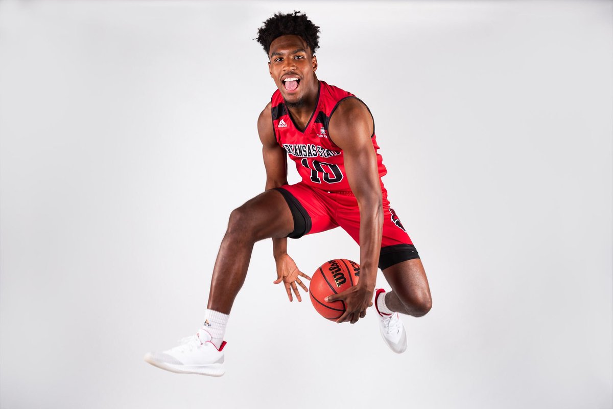 G_Gillard_'s tweet photo. God is Great, heโs the GREATESTโผ๏ธSenior year wit it... ๐๐๐ค๐ค๐โ๏ธ๐ฏ #RIP Sis G.M.G โค๏ธ #WolvesUp ๐บ๐ค๐พ#NoWeapons๐๐พ #MMBG3 ๐๐พ #103๐๐พ https://t.co/38KUzhvPMQ