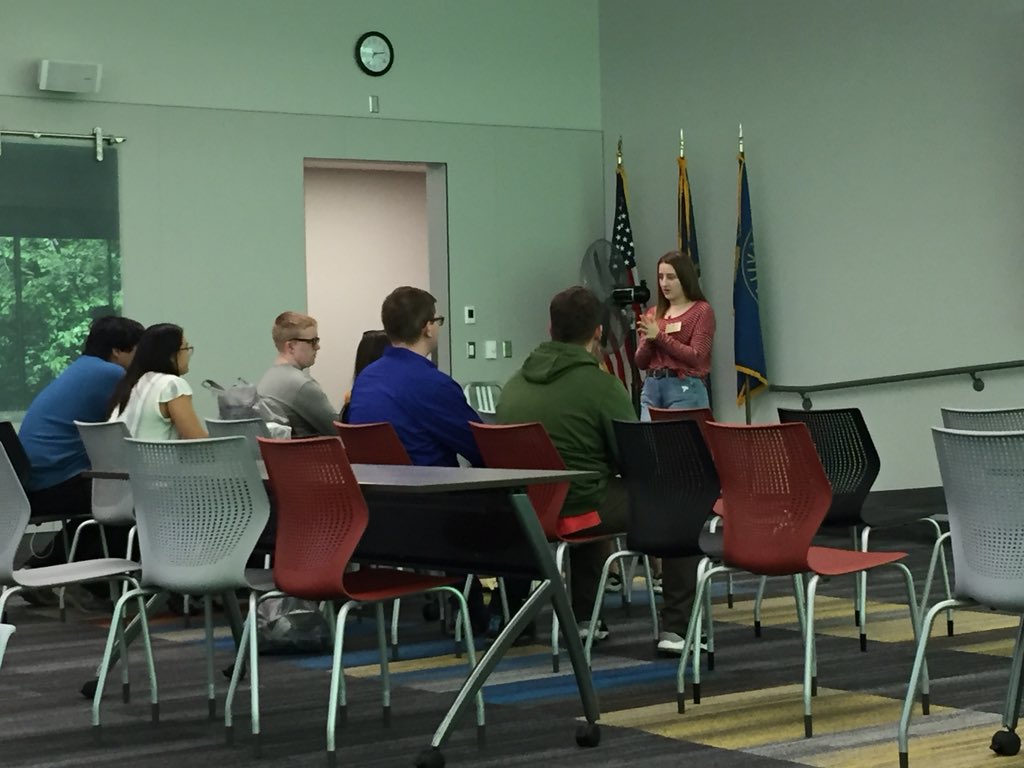 _BHS_KeyClub's tweet photo. BHS’ own Hallie Arnold (Div 12 Lt. Governor) is leading today’s Divisional Council Meeting with fellow Division 12 club members.  She is hosting this officer training to make sure everyone knows what each officer’s expected duties are in @ktkeyclub  for this year. https://t.co/0gcMBJvWBb