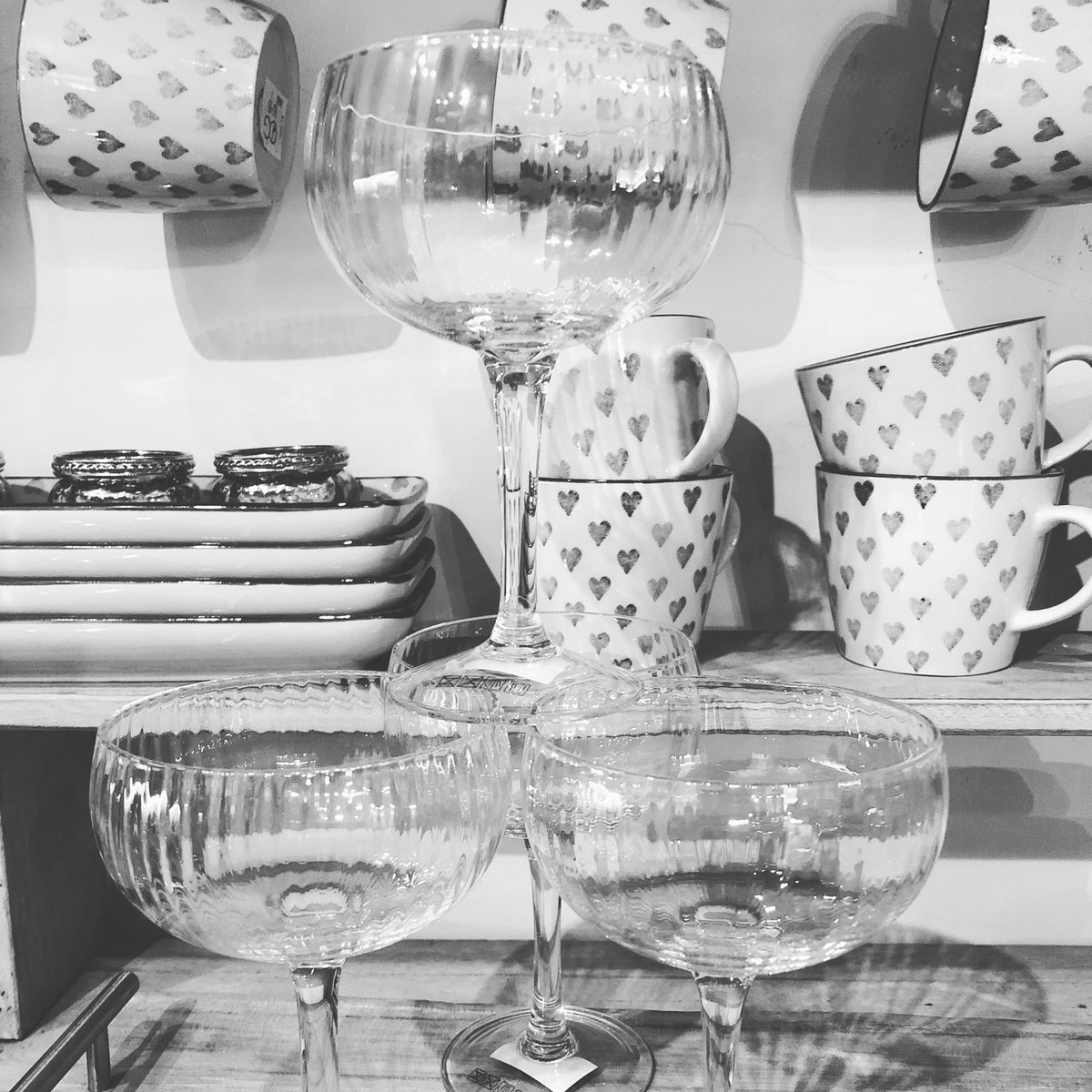 Champagne anyone? 
<a href="/CashGoose/">Cashmere Goose</a> <a href="/Bloomingville/">Bloomingville</a> 
<a href="/BasGazette/">Basingstoke Gazette</a> <a href="/HampshireLife/">Hampshire Life</a> <a href="/hartleywintney/">Hartley Wintney 🦌</a> <a href="/HartleyWintney8/">Hartley Wintney Fire Station💙</a>