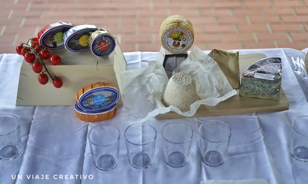 danikeral's tweet photo. Cata maridaje de cervezas con quesos y conservas en @lagijonesa  #Asturianízate @GijonTurismo #xixónTuLugar https://t.co/qwhHdu0RAk