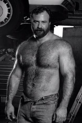 horny_simon's tweet photo. @mark32748018 this is me, please keep it a secret and if you don't reply I'll take it you're not into bum fun https://t.co/TCeP57z8pX