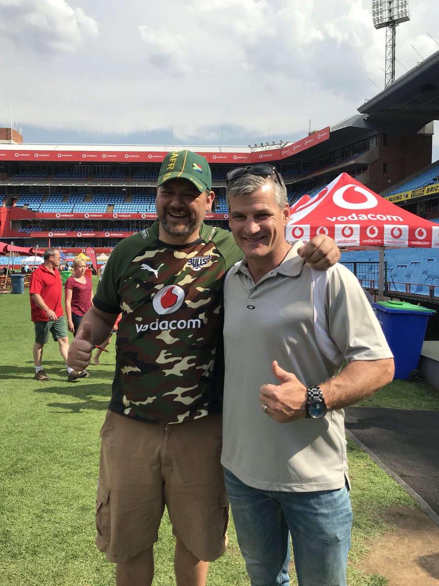 BullsBabesSA's tweet photo. Today’s Vodacom #RedFamilyDay at Loftus was a great vibe 💃🏼

AND our @Springboks WON 🙌🏼🇿🇦 https://t.co/djx1INRHiG
