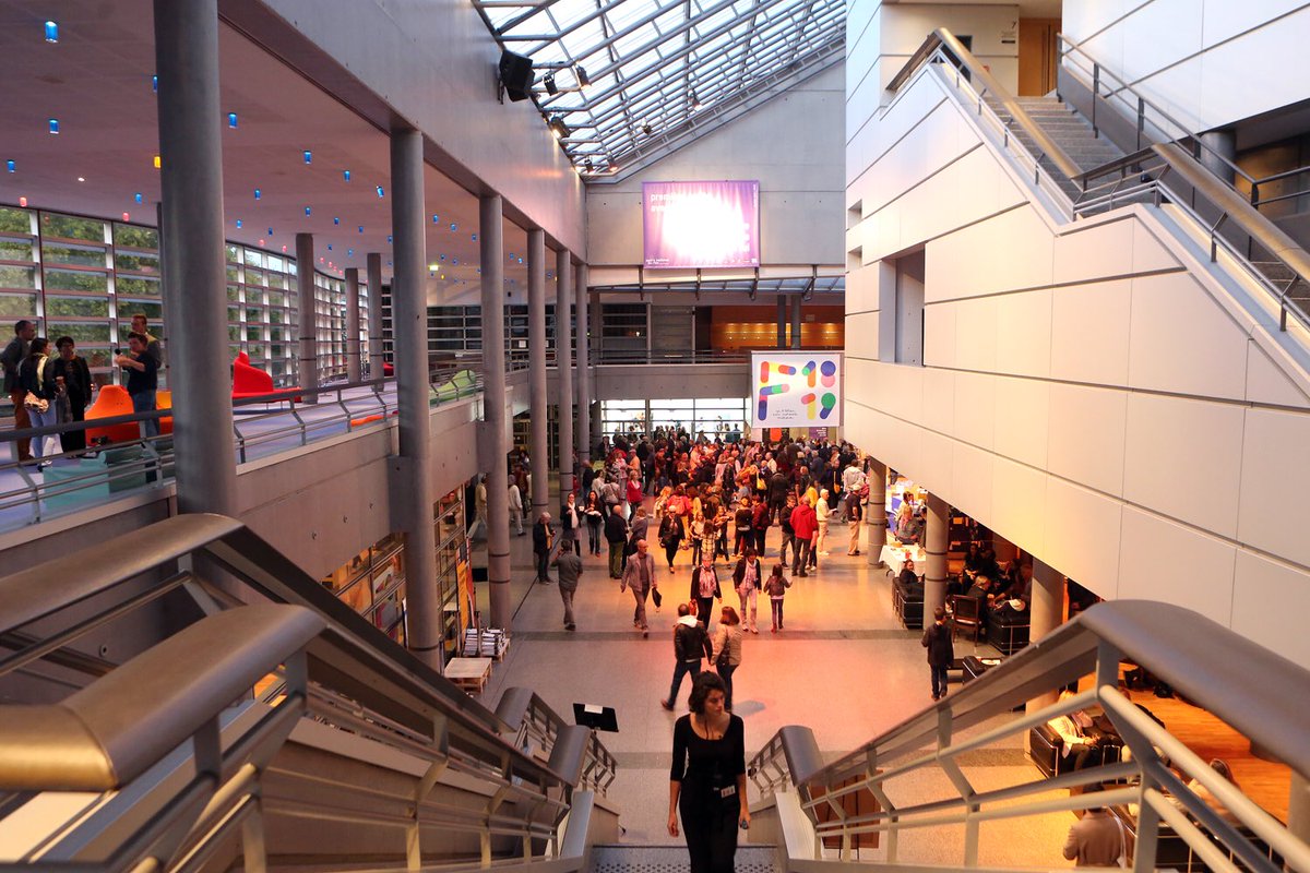 Joyeux anniversaire à @La_Filature qui fête ses 25 ans. Le vaisseau amiral de la culture mulhousienne. <a href="/Bjacoberger/">Bertrand Jacoberger</a> <a href="/MonicaGGelys/">Monica G.Gélys</a> <a href="/JeanROTTNER/">Jean ROTTNER</a>