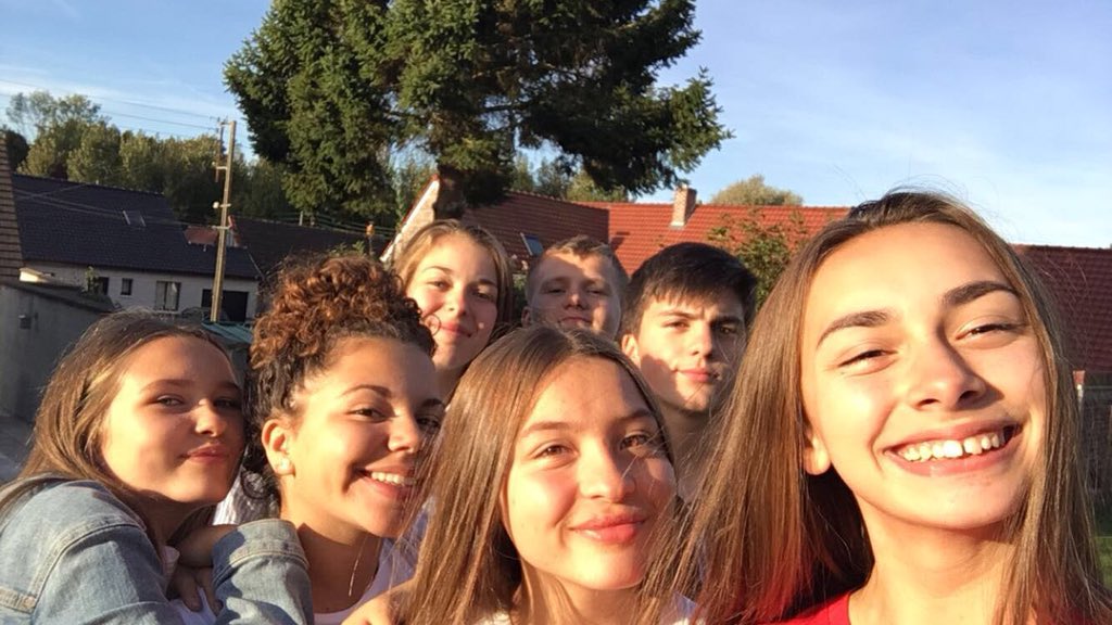 d__salome's tweet photo. #nouvelleban parce que je les aimes💘 https://t.co/ujCVHhyzBB