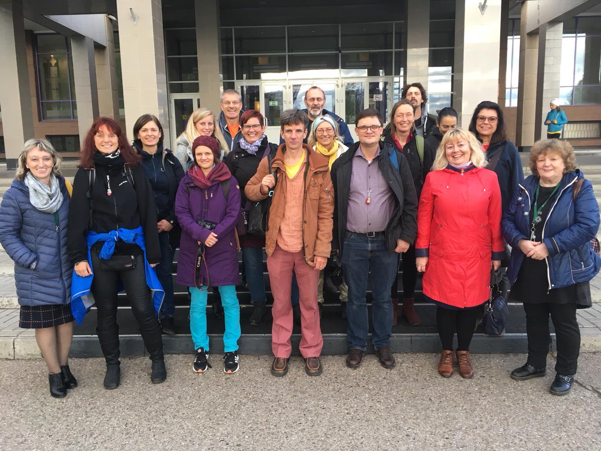 Jeetzeschule's tweet photo. Die Zeit reicht nicht, alle Eindrücke zu verarbeiten...Gleich geht’s zur Geburtstagsfeier anlässlich des 50. Jubiläums von Herrn Heinke. Natürlich auch von den Gastgebern organisiert 🎉 #Kasan #Russland #Jeetzeschule #DeutschRussischeFreundschaft #Rossii https://t.co/fiuMAeAMfW