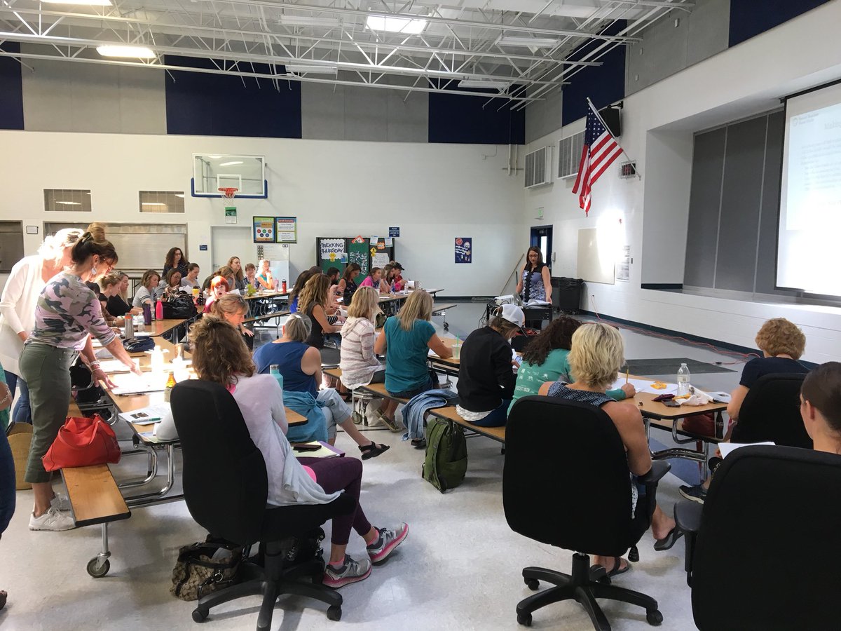 sbrown_shannon's tweet photo. Awesome DCSD teachers training for home visits.  #PTHVP #DCSDlrnr #GESteachersrock #relationships https://t.co/MNozPZoRtF