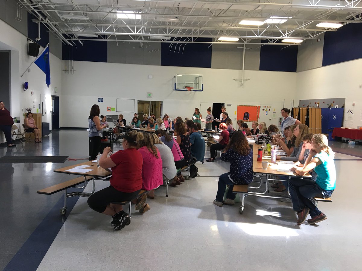 sbrown_shannon's tweet photo. Awesome DCSD teachers training for home visits.  #PTHVP #DCSDlrnr #GESteachersrock #relationships https://t.co/MNozPZoRtF