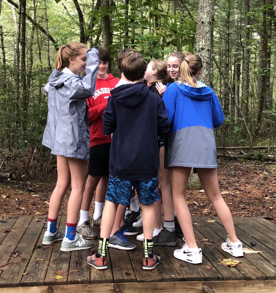 TrescaJulie's tweet photo. Building our Team Blue skills. It was a great morning! #trinityexplores https://t.co/Nt2VpO7MR1