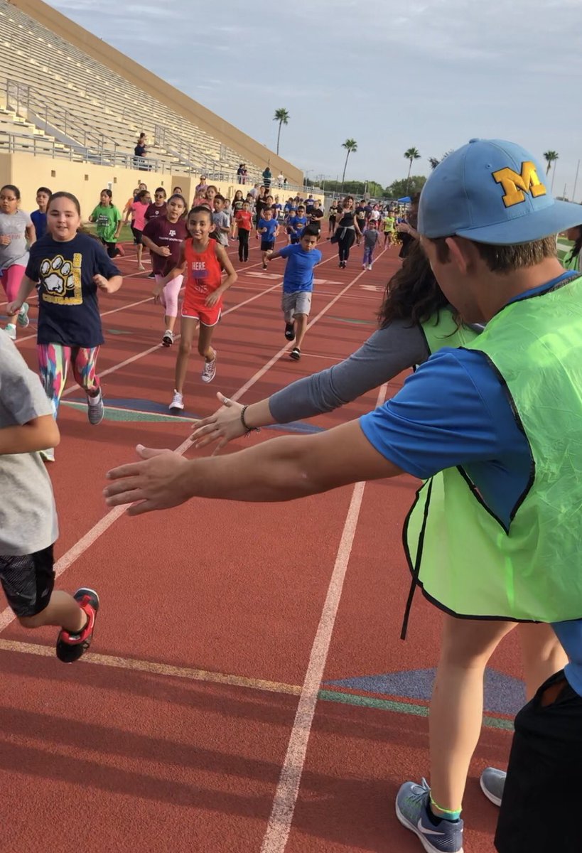 memstuco's tweet photo. Congratulations to everyone who participated in the McAllen Kids Marathon this morning!ππ½ββοΈπ #letsmovemcallen #StopBullying https://t.co/uGLmwYGQC9
