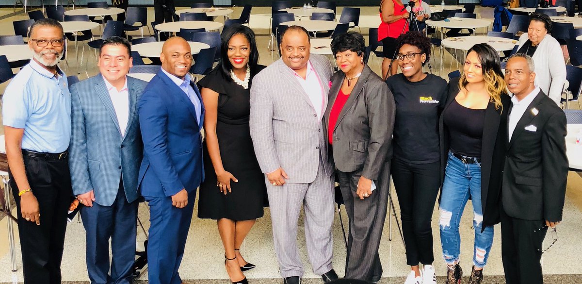sajademiller's tweet photo. Honored to have been afforded the opportunity to share the stage with great leaders from our community! Rich conversations about the power of voting and the benefit of consistent engagement! Thank you FW/TC NAACP for the vision and @rolandsmartin for answering the call! #wokework https://t.co/ccd7vx8mAX