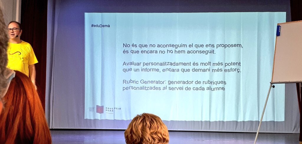 ICaterinaAlbert's tweet photo. Un èxit la trobada d'aquest matí a @OctavioPazBCN amb #eduDema de @FundacioBofill .
Les vostres dèries son les nostres, junts hem anat construïnt ara i avui l'educació de demà. https://t.co/v7rX2LcNoZ
