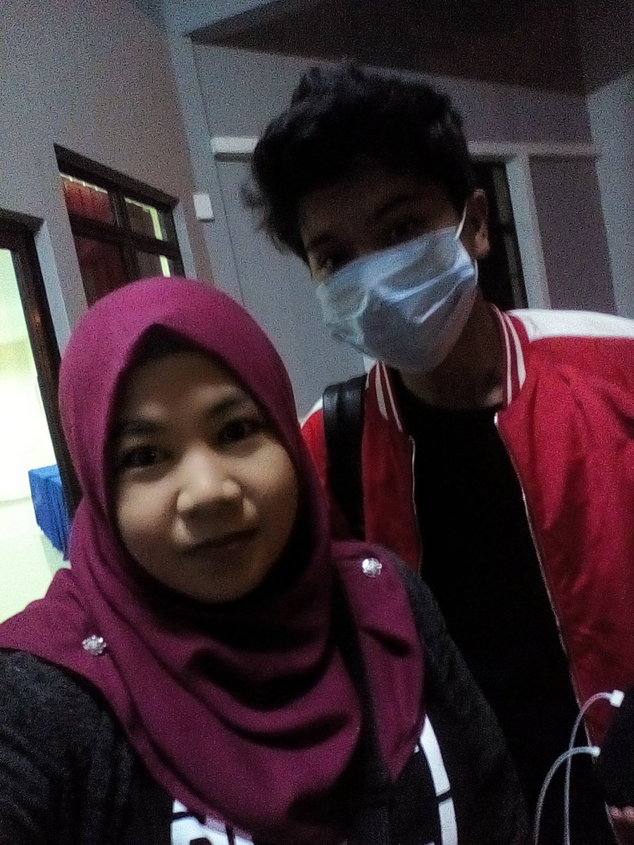 QF_yant's tweet photo. Tenggkiuu @HaqiemRusli still melayan..Biarpun penat..dri mydin ke mersing..perjlnan yg jauhhh..kamii xkisahh asalkn dpt support yg nme y haqiem rusli..hope akem akn sukses Dan trus sukses.. Aamiin ❤❤ https://t.co/6fXvll9U0o