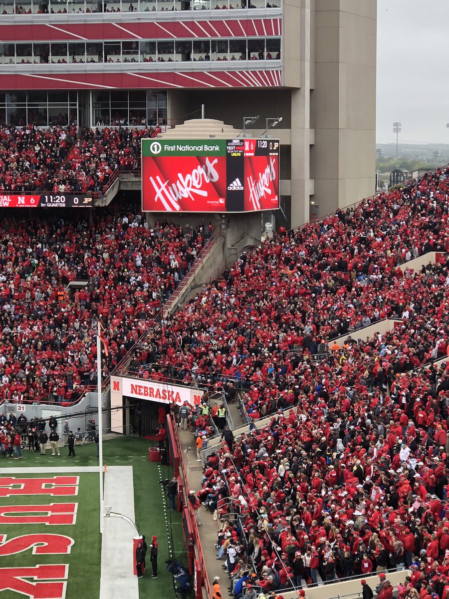 BetsyVrba's tweet photo. #OfficialBankofHuskerNation #InsideFNB #FNBOInsiders https://t.co/ynihX1LxXJ