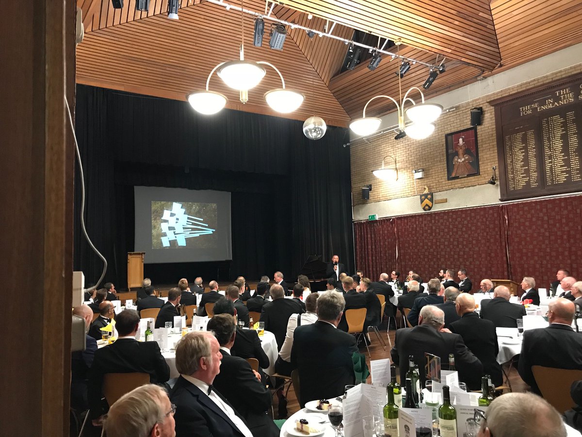 qmgs1554qma's tweet photo. @QMGS191418 @Nat_Mem_Arb 
#flagsforthefallen 
@qmgsdt students designed flags for old boys @qmgs1554 
#QMCDinner https://t.co/wPvzO1VKVI