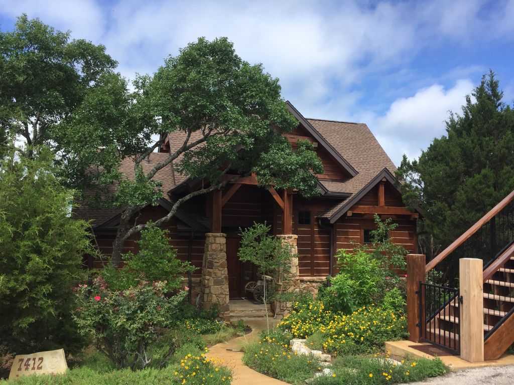 CottageHollow's tweet photo. https://t.co/7LvoIytsi6
You can rent the #Cottage with #3bedrooms and 3.5 #bathrooms or you can add the optional detached #Studio Suite that sleeps 2 and has its own #privatebathroom.The #Studio #Suite is available at an #additional cost (see the optional Studio pictures &amp; prices https://t.co/FY6kaHrhgO