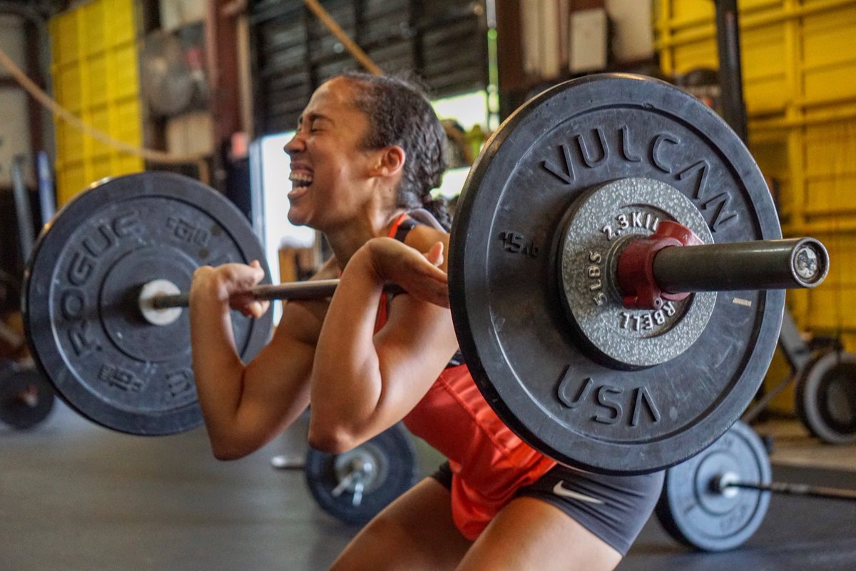 cfmetanoia's tweet photo. If you don’t fight for what you want, don’t cry for what you lost

#crossfit #crossfitgirls #crossfitphotography #fitgirls #fitchicks #fitnessmotivation #fitfam #fitgirls #strongwomen #weightlifting #clean #squat #girlswholift #girlswhosquat #photooftheday #pictureoftheday https://t.co/wyxUnMvOVc