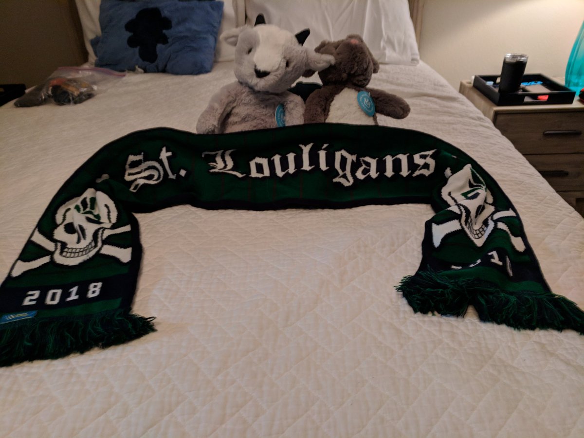 metalarmy's tweet photo. @TalkRising @RedFuryPHX @BandidosPHX All the way from Saint Louis. @SaintLouisFC @StLouligans #charitydujour https://t.co/9B2BaTNBCX