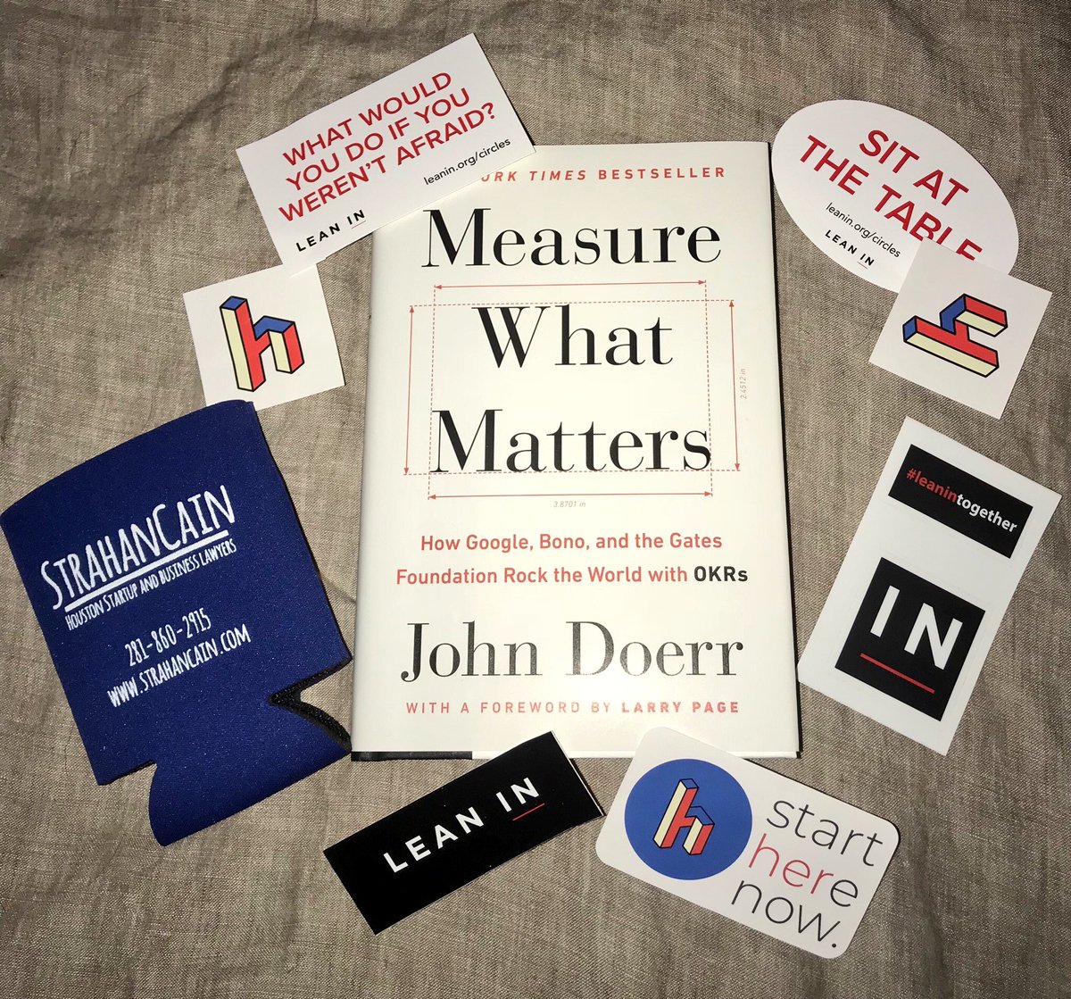 _StartHereNow's tweet photo. Some swag bag goodies 😌 
#shn18 #swagbag #houston #leanintogether #strahancain https://t.co/yIaLfstDIr