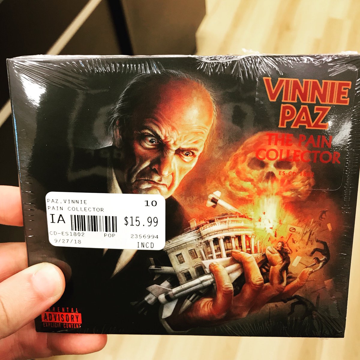 C_Lance_'s tweet image. Out now!! Who’s rocking this? #vinniepaz #hiphop
