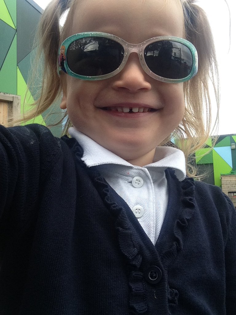 MissDeanLTPA's tweet photo. @NurseryLTPA enjoying the sunshine while it lasts @limetreepa #funinthesun https://t.co/rQsniEgNtg