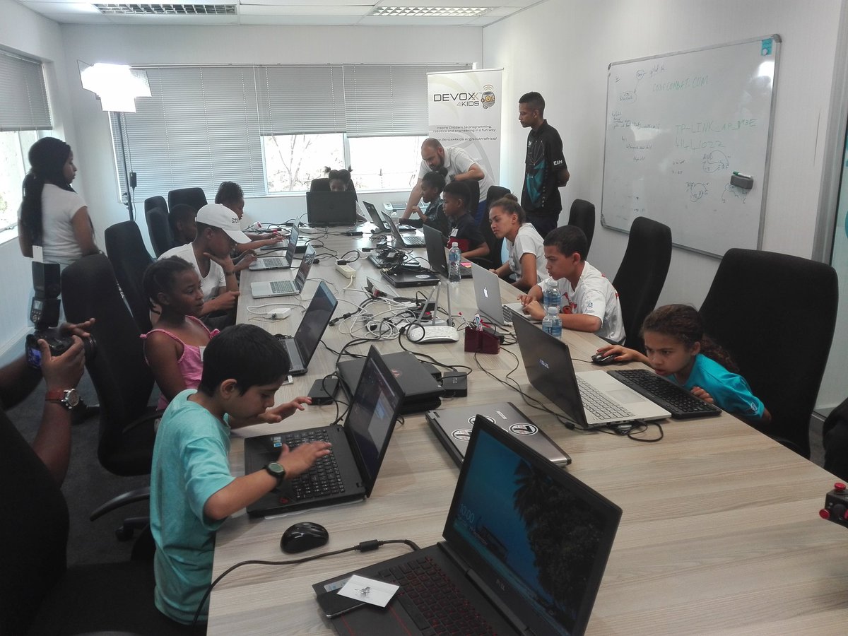 Devoxx4KidsZAF's tweet photo. Today we learnt how to create a simple HTML5 game using Phaser 3 game framework. The kids didn't want to leave until they could animate their hero. Thanks @DigitalPlatoon for hosting us & making this possible. #Devoxx4Kids #Devoxx4KidsZAF #JavaScript #Phaser3JS #Gaming #Fun https://t.co/ewLuF10Jq4