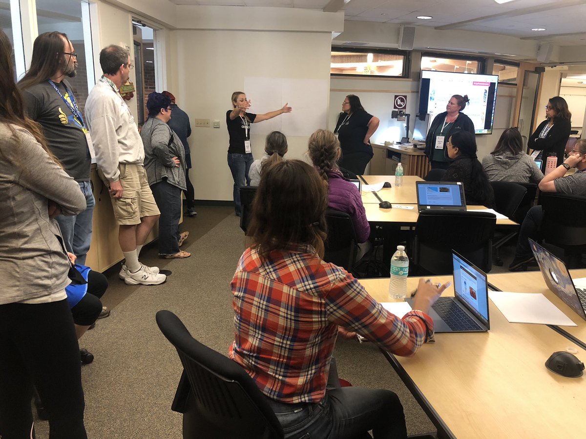 Cbustamante2222's tweet photo. Choose your own adventure forms with the amazing @LindseyBlass1 #GoogleKCI https://t.co/YUUfiukOZc
