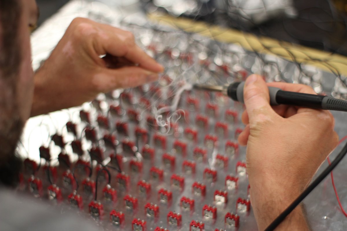 HACKmemphis's tweet photo. Solder All The Things at #HACKmemphis #memtech https://t.co/aMuhcAjCAD