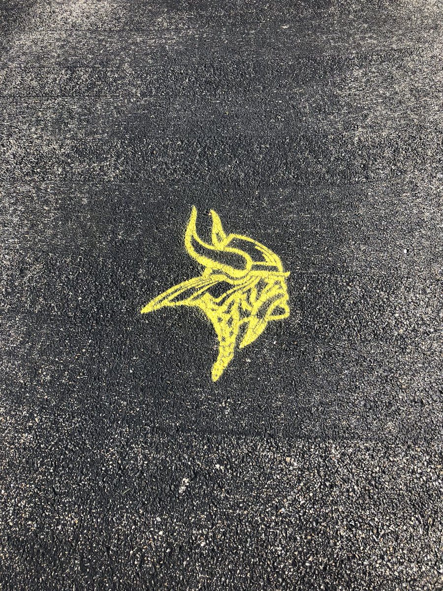 BestBuddiesUM's tweet photo. Thanks to the UM Cheerleaders for a great Fundraiser! My Driveway is ready for Homecoming Week!
#UMCheer #BestBuddies #GoVikings #GoAlly https://t.co/TC2Puwrgd4