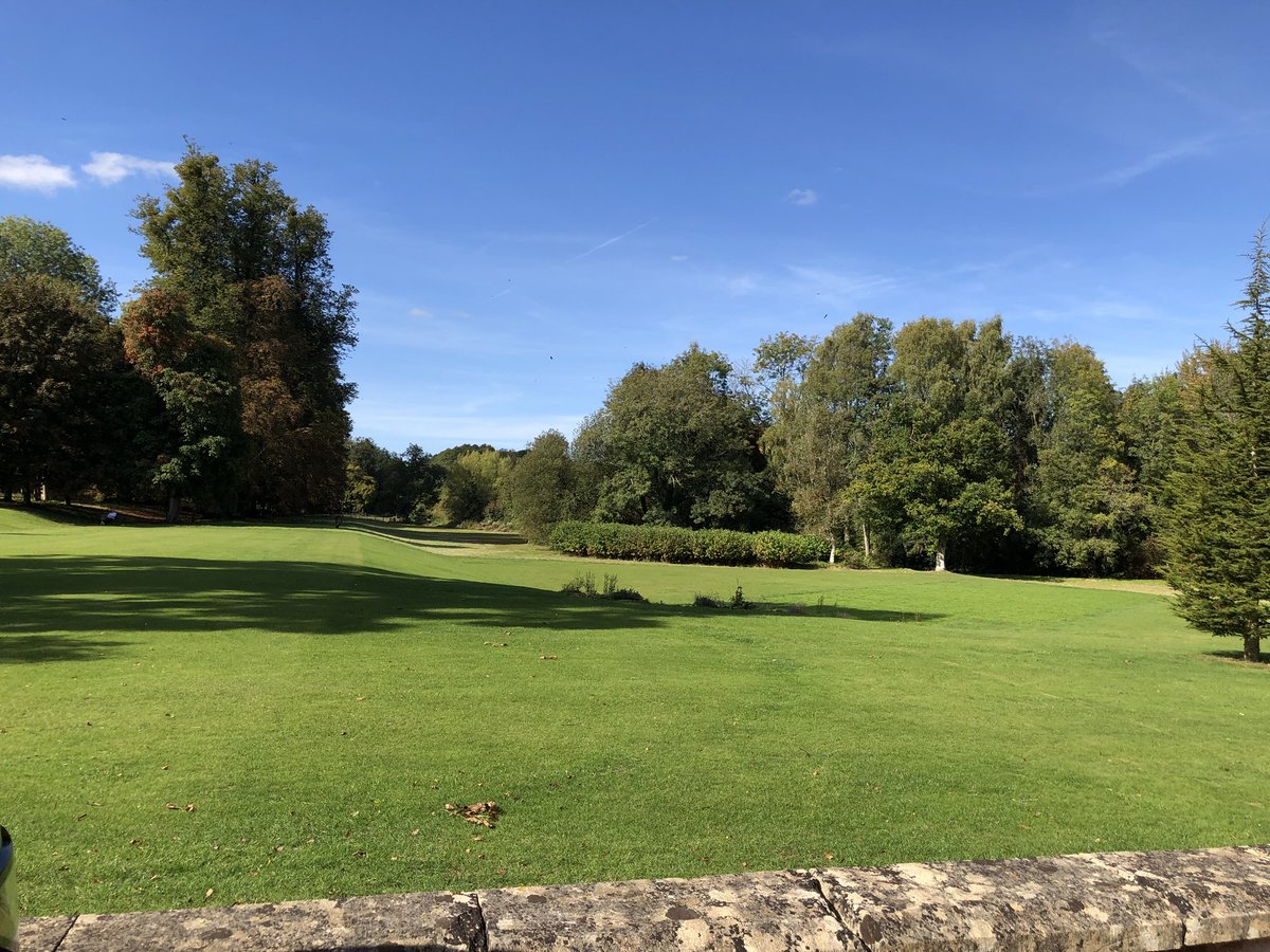 TaylorKathy23's tweet photo. Fantastic day celebrating our wonderful volunteers. Hosted by Deborah and James in the beautiful Welford Park, home of the #GBBO Some amazing stories  all to support @macmillancancer https://t.co/uYqUq2S99D