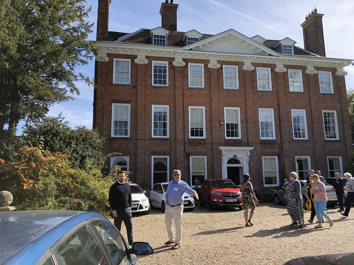 TaylorKathy23's tweet photo. Fantastic day celebrating our wonderful volunteers. Hosted by Deborah and James in the beautiful Welford Park, home of the #GBBO Some amazing stories  all to support @macmillancancer https://t.co/uYqUq2S99D