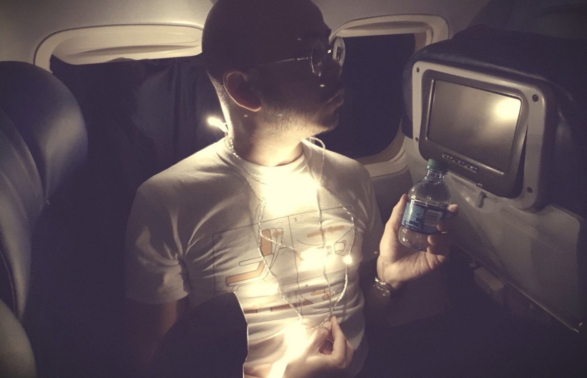 theyhbu's tweet image. Die #AvgeekFairyLightChallenge ist eröffnet :DDD - youhavebeenupgraded.boardingarea.com/2018/09/die-av…