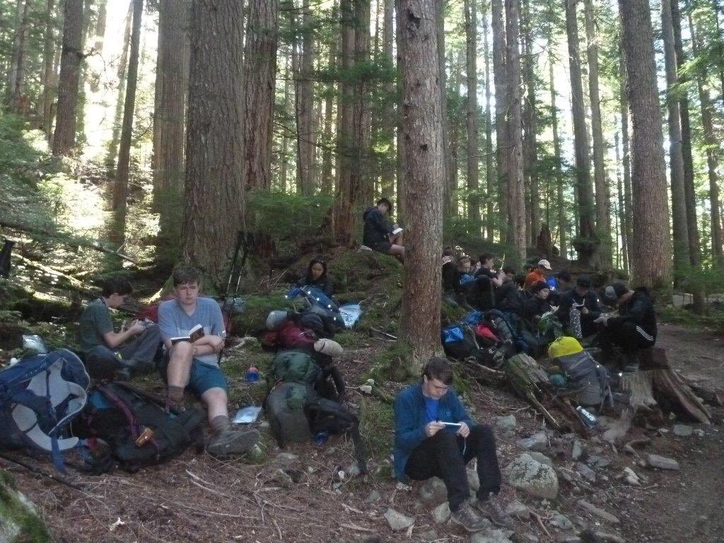 Outdoor education with <a href="/VSB39/">Vancouver School Board</a> <a href="/TempletonVSB39/">Templeton Secondary</a> YOE in #garibaldiprovincialpark #outdoored #getoutside #blacktusk #templetonyoe #experientiallearning
