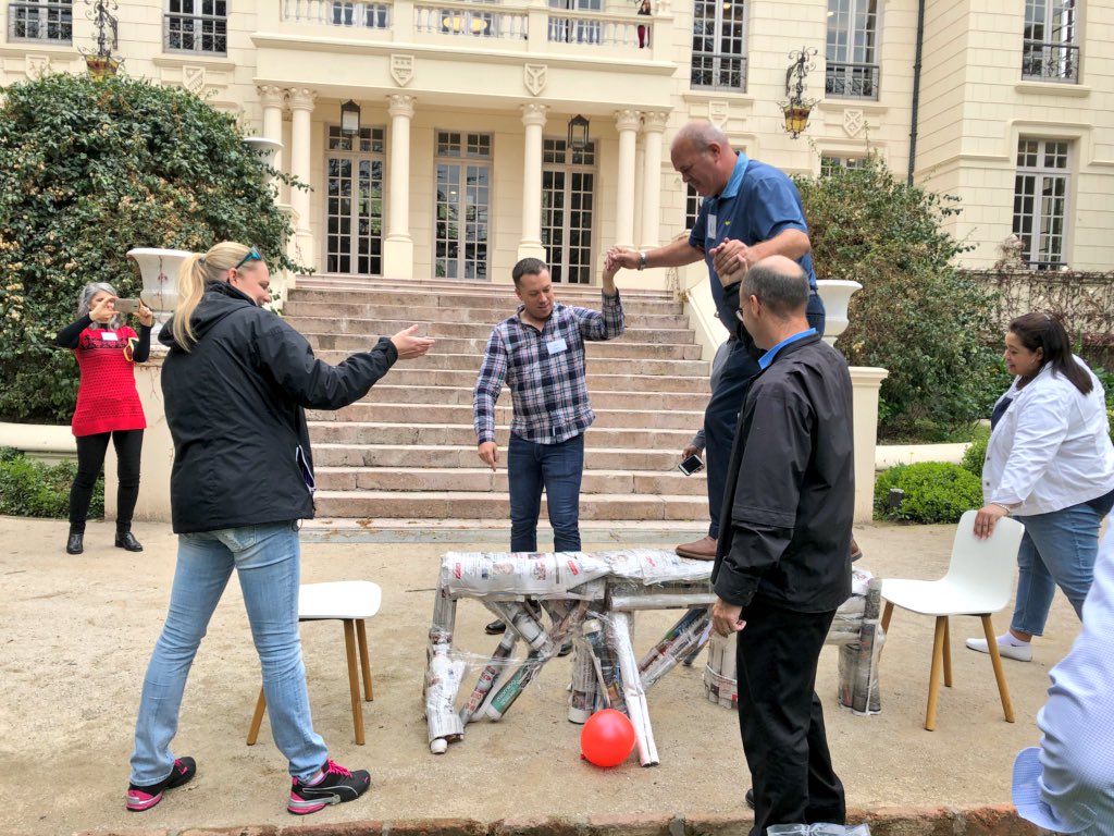 vtrujillo19's tweet photo. @MacroImpact  Team building week with the client. Trust, strong bonds and team work are key to the success of any business. @DavidCr66419017  @carlosvillace @R_J_Hayes https://t.co/kB8PmuwgeU