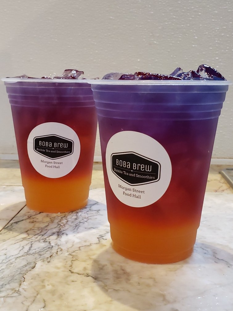 bobabrewnc's tweet photo. Come down to @bobabrewnc located @MorganStFoodhll and get some of our new Rainbow tea -mango, raspberry, hibiscus, butterfly pea tea try it with rainbow jellies!!!! #Raleigh #pride #cityofoaks #dtr  #northraleigh #Raleigh #northraleigh #raleighpride #raleighfoodies #bubbletea https://t.co/RwlBhuWJZE