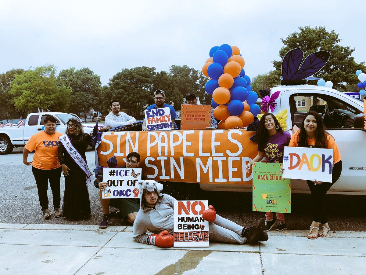 DAOK_OKC's tweet photo. ✊🏽We won best Non-Profit Organization in the Fiestas de Las Americas parade! 🎉 #SinPapelesSinMiedo #DAOK #ICEoutofOKC https://t.co/889y2kzHSn