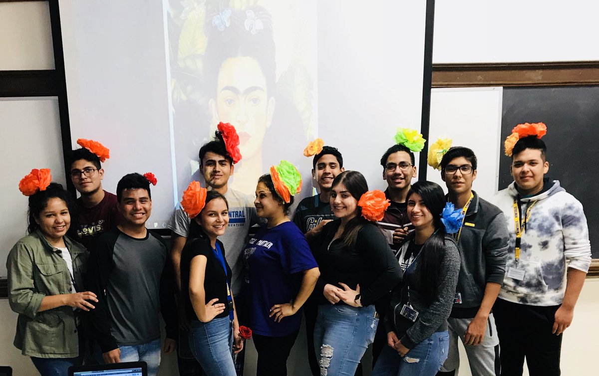 MissCuevas79's tweet photo. Celebrating Hispanic Heritage month by honoring Frida Kahlo. https://t.co/dBzHYoD0Vv