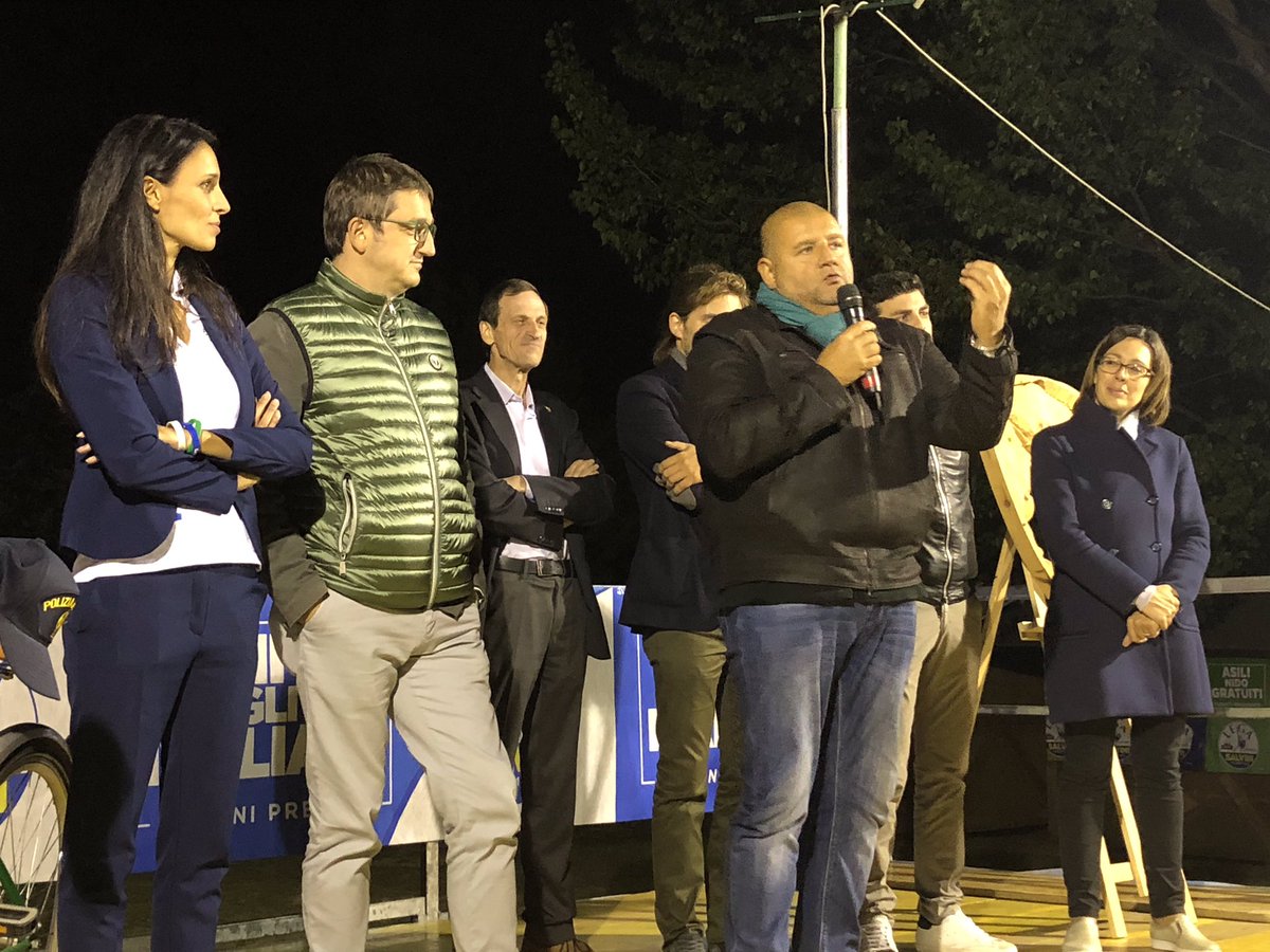 roberto_marcato's tweet photo. ✅ Ora a #Padergnone #Trento per sostenere l’amico Maurizio Fugatti ▶️ #autonomia e #sicurezza per una terra straordinaria! Il 21 ottobre votate #Lega votate #FugattiPresidente ✌️@MaurizioFugatti @LegaSalvini @matteosalvinimi https://t.co/2gKeqG6n6K