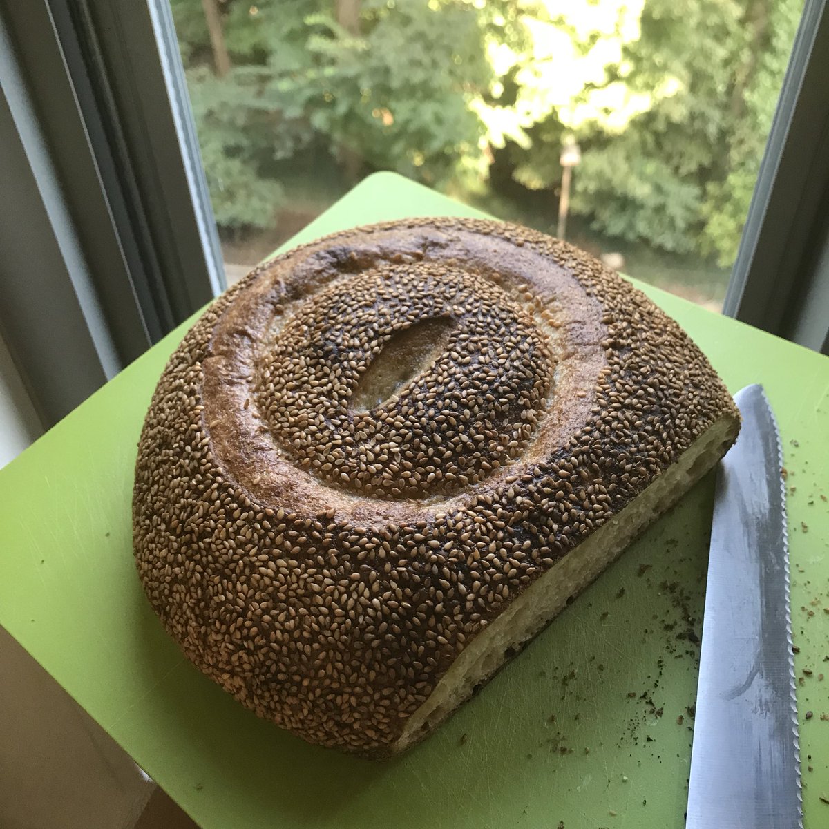 Herbivorepr's tweet photo. If you’re in the DC area and you’re looking for that ultra heady made from scratch bread goodness- holler!
#RickCook Loaf Master 🙌🏽 https://t.co/OMF4eXxUvl