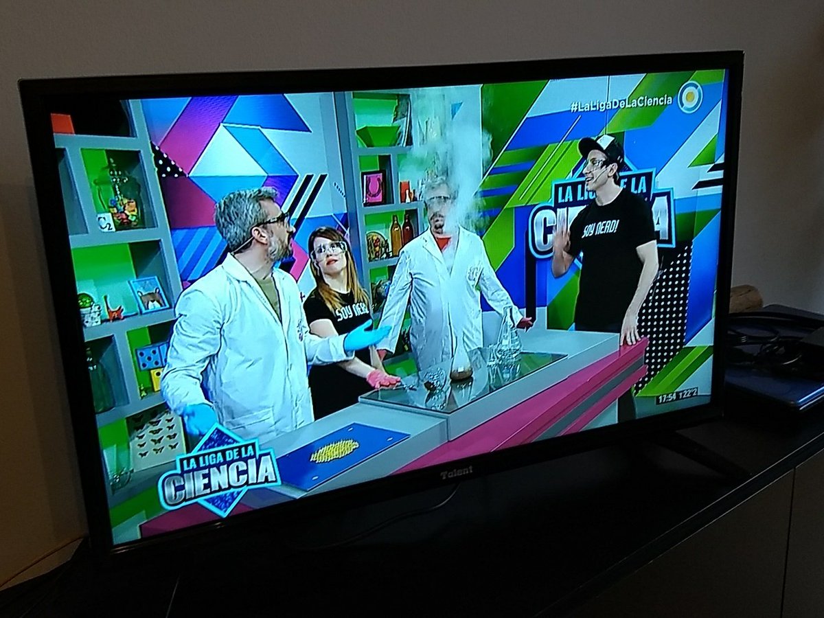 Estamos en @LigadelaCiencia 
#ClubDelNerd #CienciaRecreativa