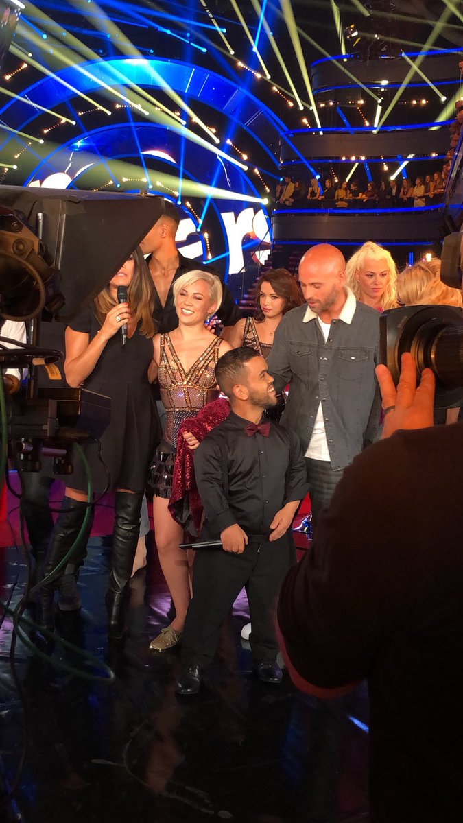 TeamBerneFR's tweet photo. @AnouarToubali @emmanuelleberne #dals https://t.co/OfI6tTfNZd