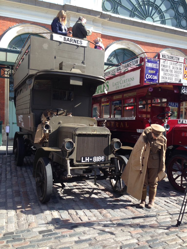 kmt157's tweet photo. B2737, @ltmuseum #BattleBus was built in 1913, and is the 'youngest' of the #4buses https://t.co/RQdOrju9NO
