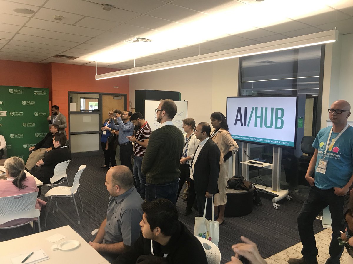 PeterGarrett91's tweet photo. Thank you @lparkpc for stopping by @durhamcollege’s @TheAIHub today for #smartcitiesdurham and to hear about our students projects. @RegionofDurham https://t.co/EBLhQPB4PY