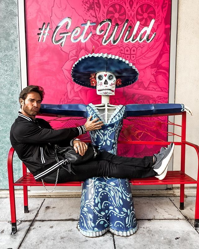 sebastianrulli's tweet photo. Por más que el tiempo pase siempre seré un niño de pecho!
#nomepuderesistir 🤦‍♂️🤪 https://t.co/egqB9Etm6L https://t.co/XJIfw3gAbf