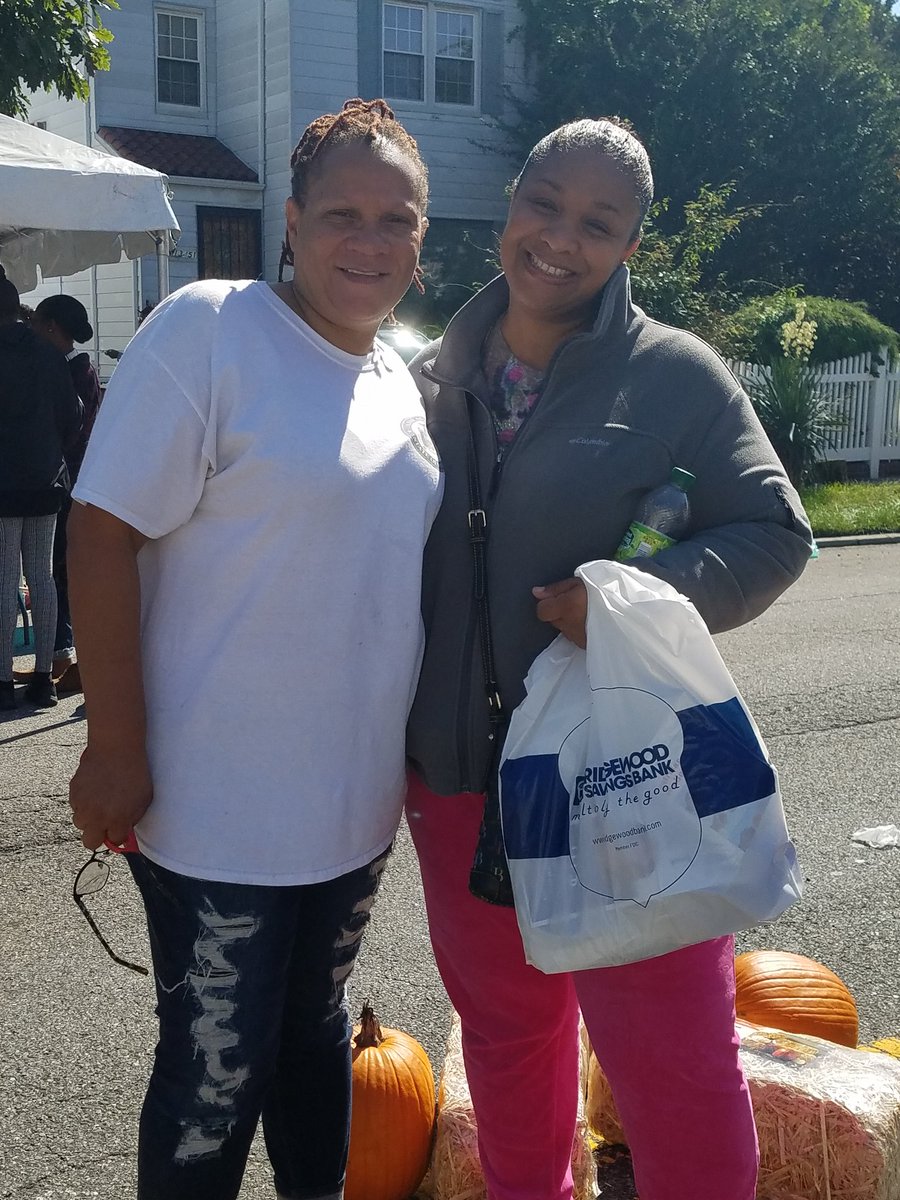 principal134's tweet photo. A great time was had at the Healthy Harvest Fair! Thanks to our PTA president, parent coordinator, parents, teachers &amp; students who came out to support good health. Thank you to our Superintendent for her support.
@29q134 @bevmitche @D29PresCouncil @D29Shines @AliciaHyndman https://t.co/jRj6W9OBfP