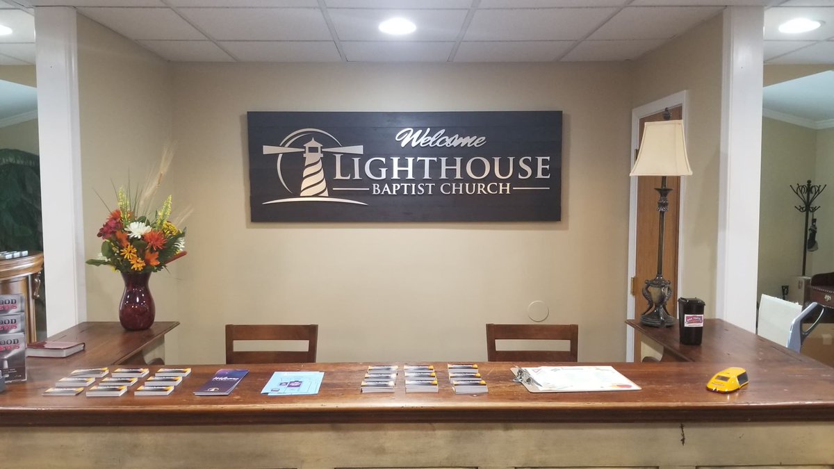 400_Ink's tweet photo. Our team specializes in custom graphics. We fabricated this sign by mounting CNC Routed Letters w/ A Brushed Aluminum Face and mounted them to a stained wood backer - then installed. Gorgeous and Welcoming! 

Thank you Lighthouse Baptist Church - Dawsonville, Georgia! https://t.co/Mi4uD9FEPX