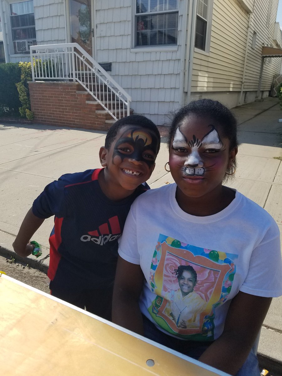 principal134's tweet photo. A great time was had at the Healthy Harvest Fair! Thanks to our PTA president, parent coordinator, parents, teachers &amp; students who came out to support good health. Thank you to our Superintendent for her support.
@29q134 @bevmitche @D29PresCouncil @D29Shines @AliciaHyndman https://t.co/jRj6W9OBfP