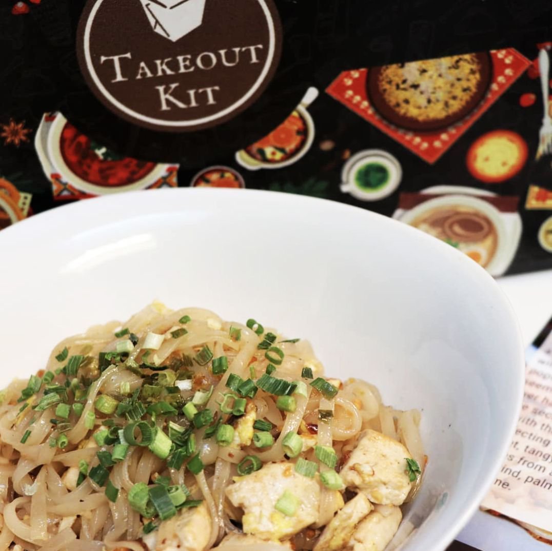 TakeoutKit's tweet image. Repost from @the_coffee_mom: "I got to try the @takeoutkit Pad Thai the other night, and I have to say it was delicious! Easy to make, and much cheaper (and better) than ordering out!" Read her full review of our NEW Pad Thai Meal Kit: buff.ly/2MlP7EW 🇹🇭 #takeoutkit