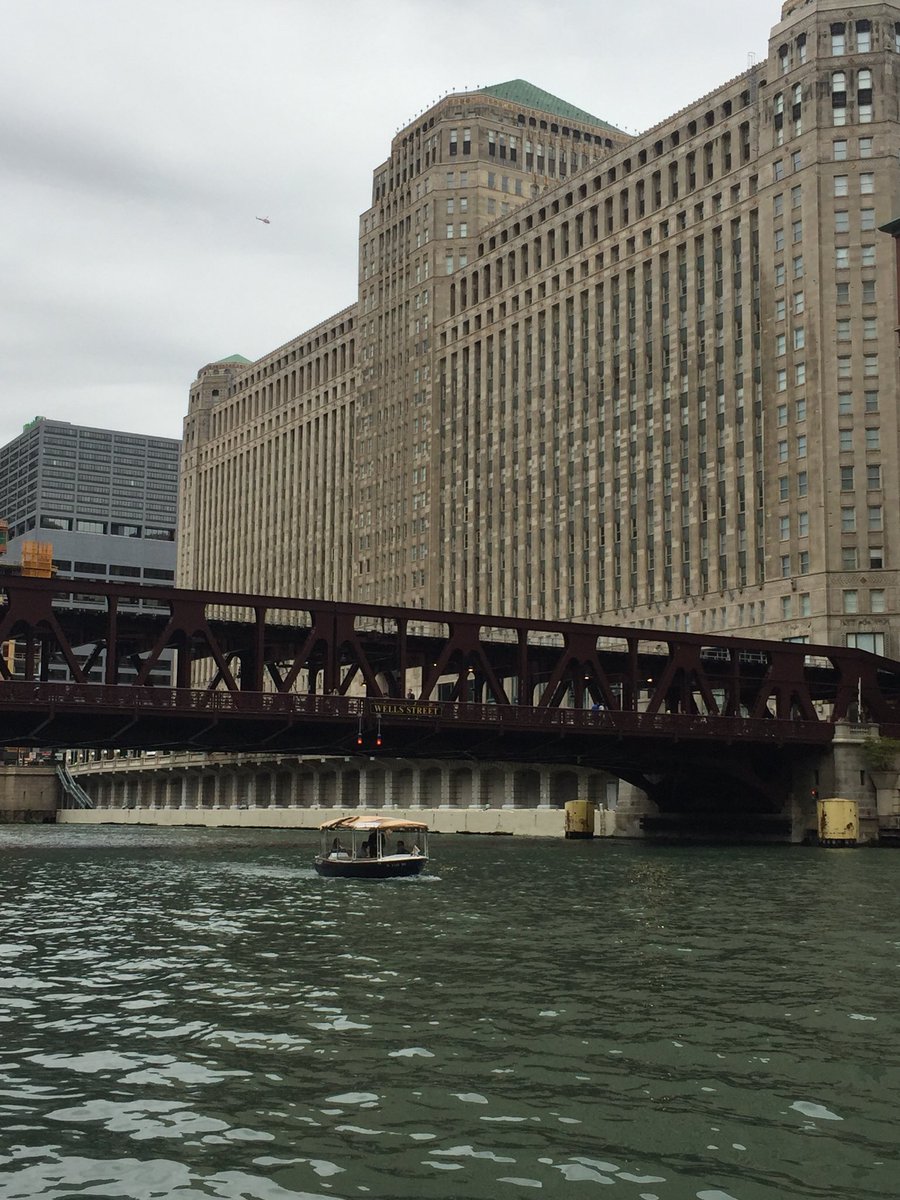 ChicagoEBoats's tweet photo. The early boat gets the worm. Best views of #artontheMART are on the #ChicagoRiverwalk #chicago #today #RideTheRiver https://t.co/XHgZsrcSKE