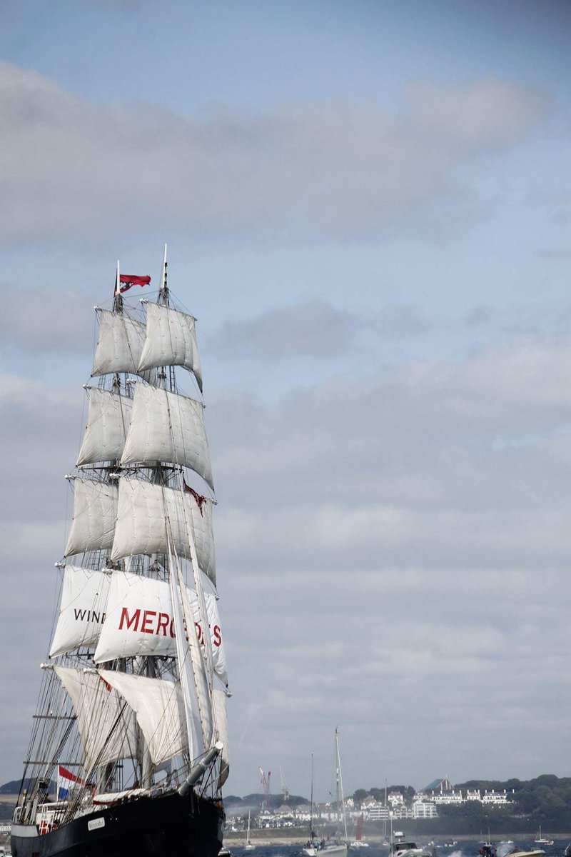 RowanKOfficial's tweet photo. In 2014 #Tallships from all over the world came to #Falmouth before they set off on a Regatta. Making Falmouth look the same as it would have back in the olden days.

R.K xx https://t.co/QYUu5qGdIS